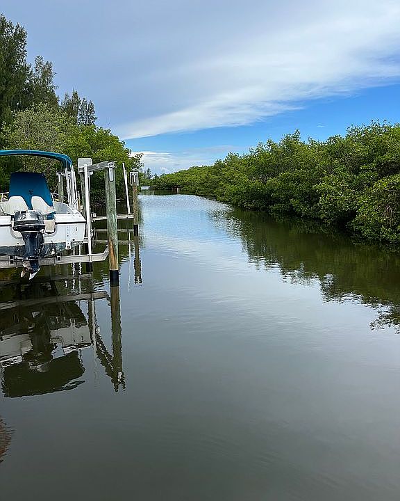 1st image of 5286 Flamingo Dr