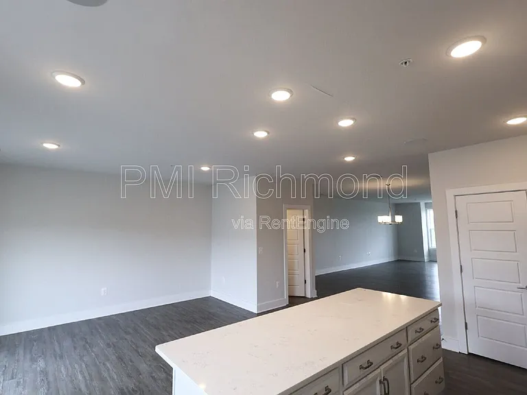 4344 Bon Secours Pkwy #B — Photo 5