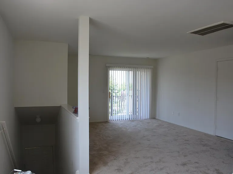 2 bedrooms, living room. 2nd floor layout.