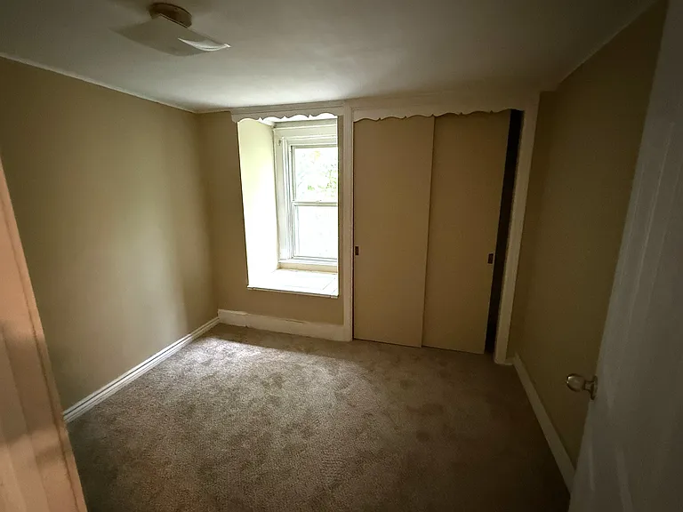 329 Duke St — Photo 7