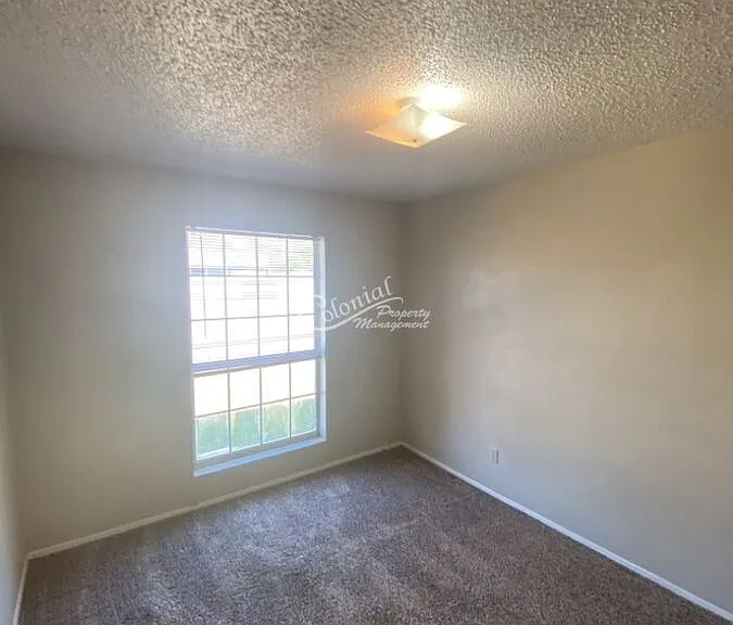 3704 Saratoga Ave — Photo 11
