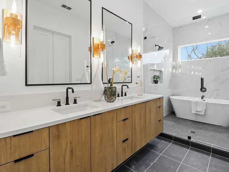626 Wayne St — Photo 16