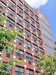 Rented by New York Casas Ltd.