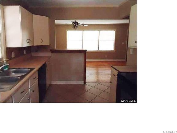 5th image of 3251 Willow Lane Dr