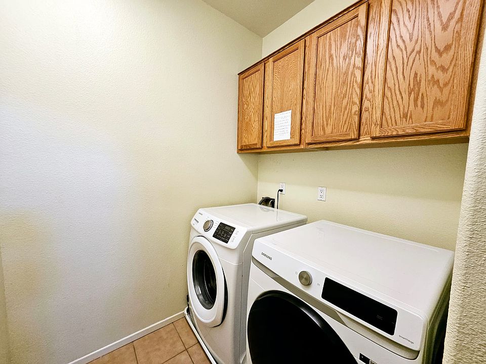 1st image of 3341 Hornsea Way
