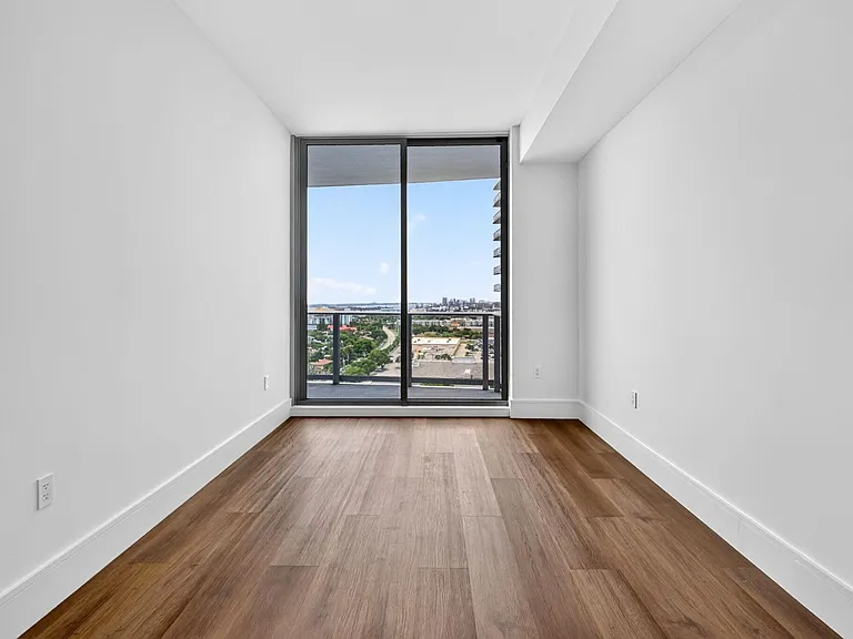 220 Lake Shore Dr #1511 — Photo 35
