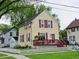 902 3rd St N, Fargo, ND 58102
