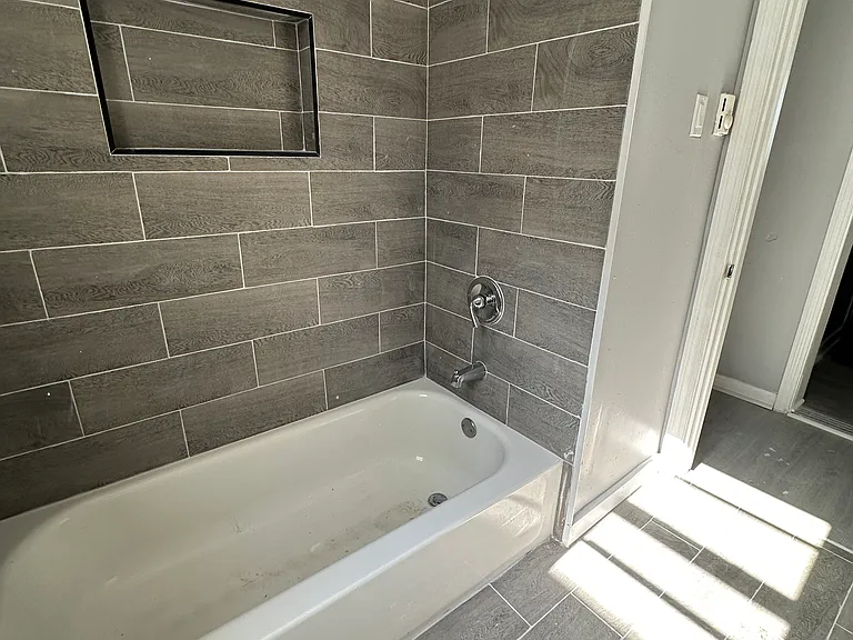 28 Harding Pl #B2 — Photo 8