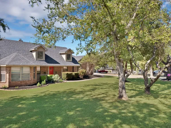 133 Miramar Cir, Weatherford, TX 76085