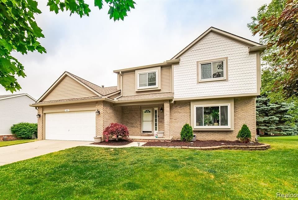1st image of 953 River Valley Dr