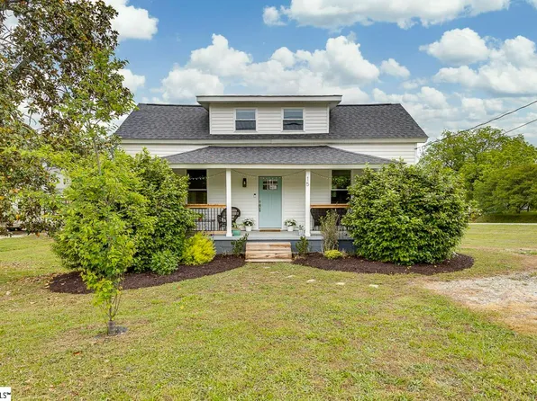 15 Haynes St, Piedmont, SC 29673
