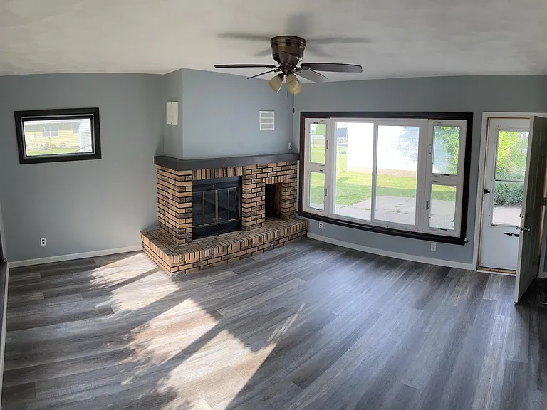1520 W Hayes St — Photo 5