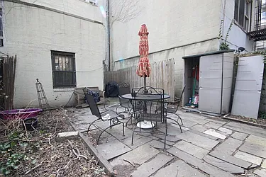 Rented by Dynamik Realty