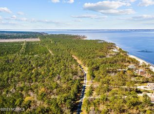 503 Sandy Point Dr, Beaufort, NC 28516