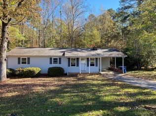 110 Lynn St, Greenwood, SC 29649
