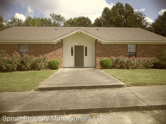 2nd image of 126 Helen Cir #A