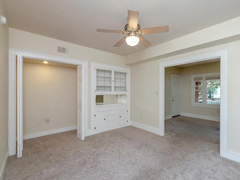 Built-in hutch & flex space for office/closet