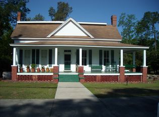 907 N Isabella St, Sylvester, GA 31791