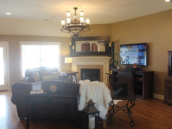 4th image of 2607 Avondale Dr