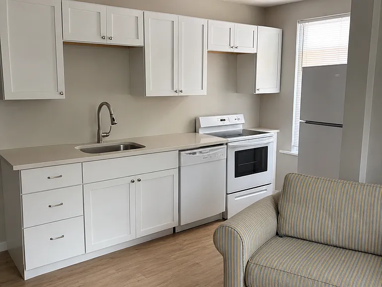 5530 Stanton Ave — Photo 3