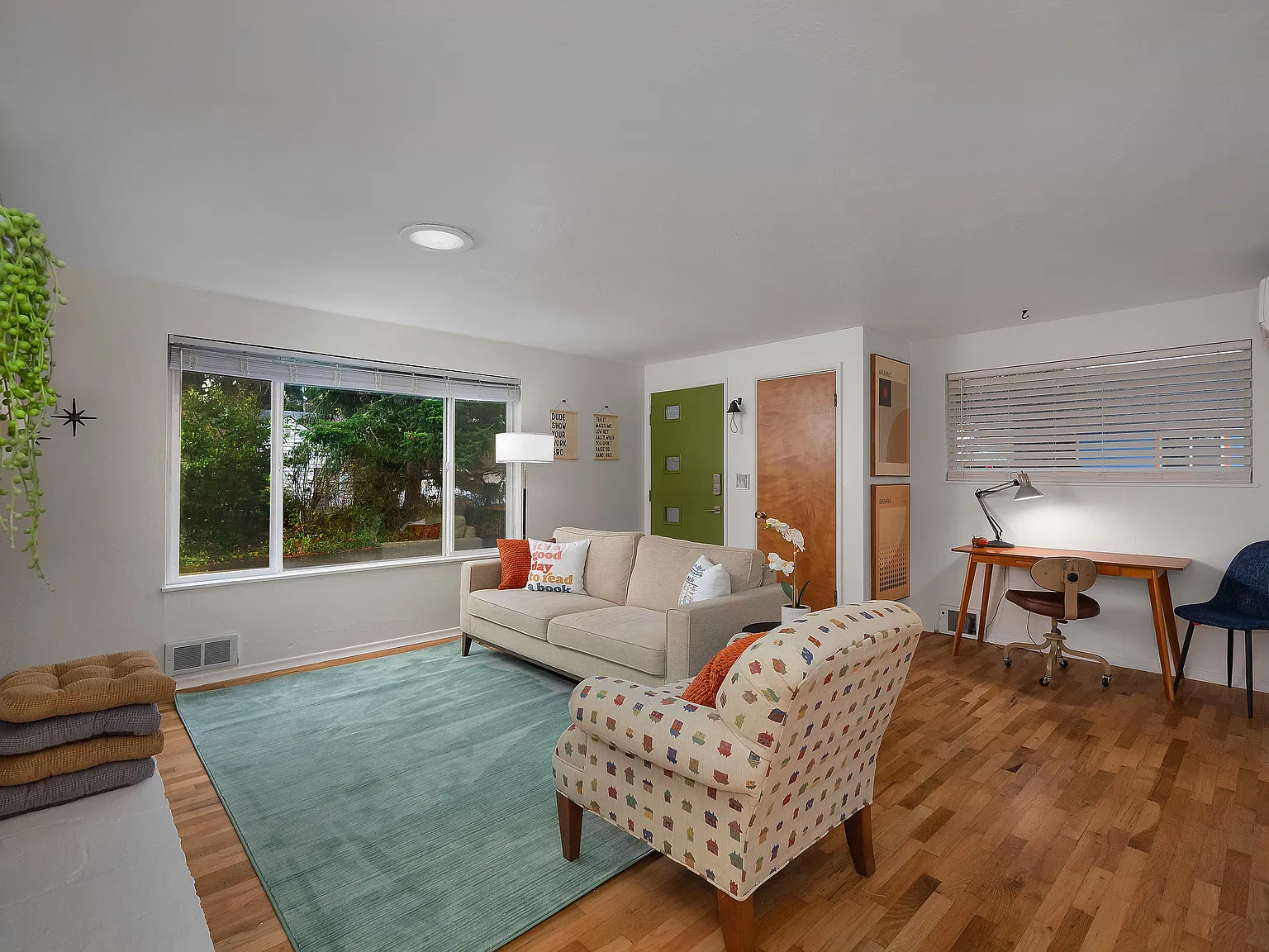2 bed, 850 sqft, $1,895 — Photo 2