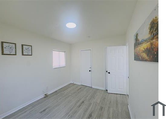 3rd image of 644 W 81st St #644