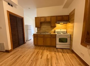 1454 W 18th St APT 3, Chicago, IL 60608