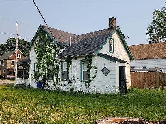 2nd image of 782 E 103rd St