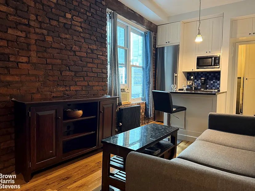 1st image of 57 Thompson St APT 5D