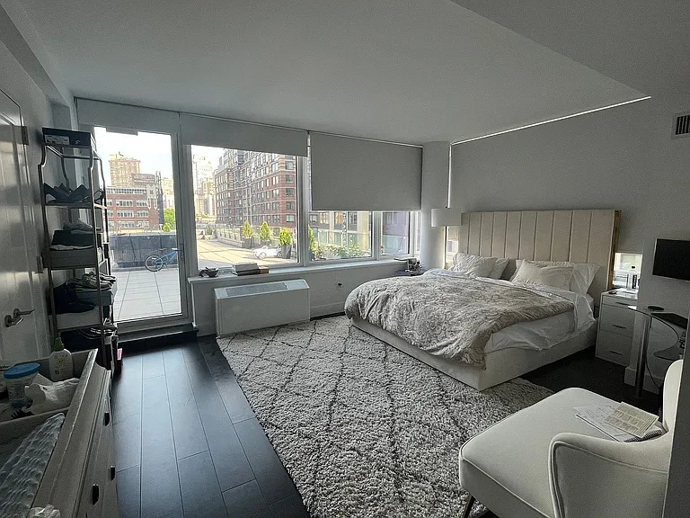 80 Riverside Blvd #8P — Photo 7
