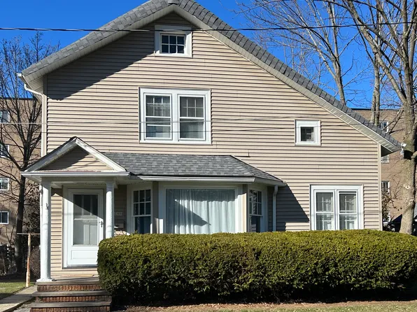 1433 Northview Rd, Rocky River, OH 44116