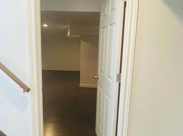 27 Lloydminster Ave #Basement, Ajax, ON L1Z 0N8