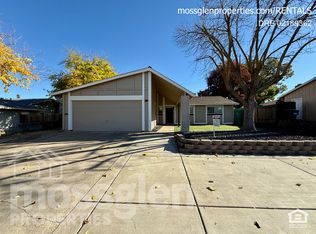 3740 Huntsman Dr, Sacramento, CA 95826