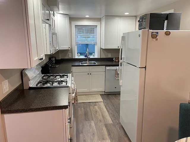 12 West St #3 — Photo 4