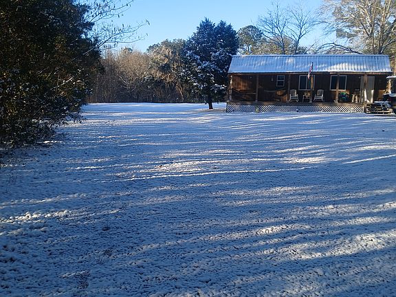 3rd image of 1262 Driggers Ln