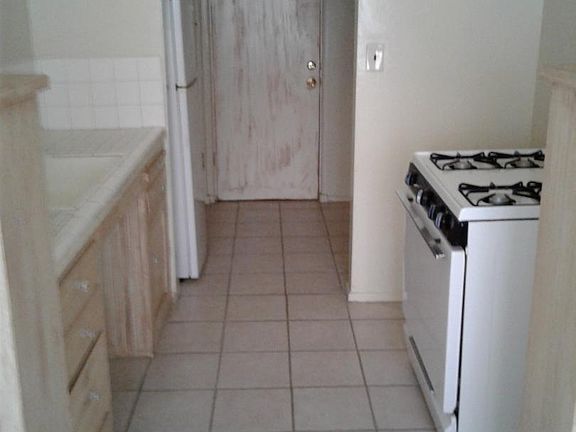 2nd image of 279 N Euclid Ave