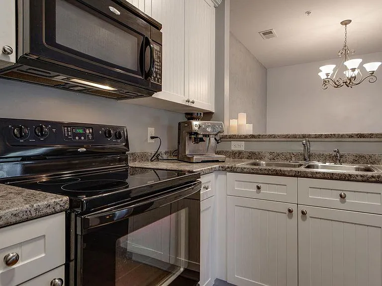 8231 Lenox Creekside Dr #C-10 — Photo 7