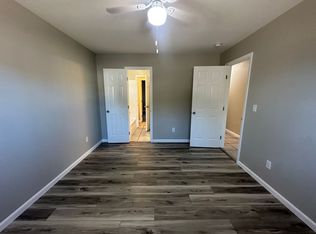 816 Sutter Ave APT A, Modesto, CA 95351