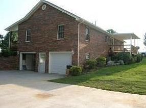 3rd image of 306 Lauren Dr
