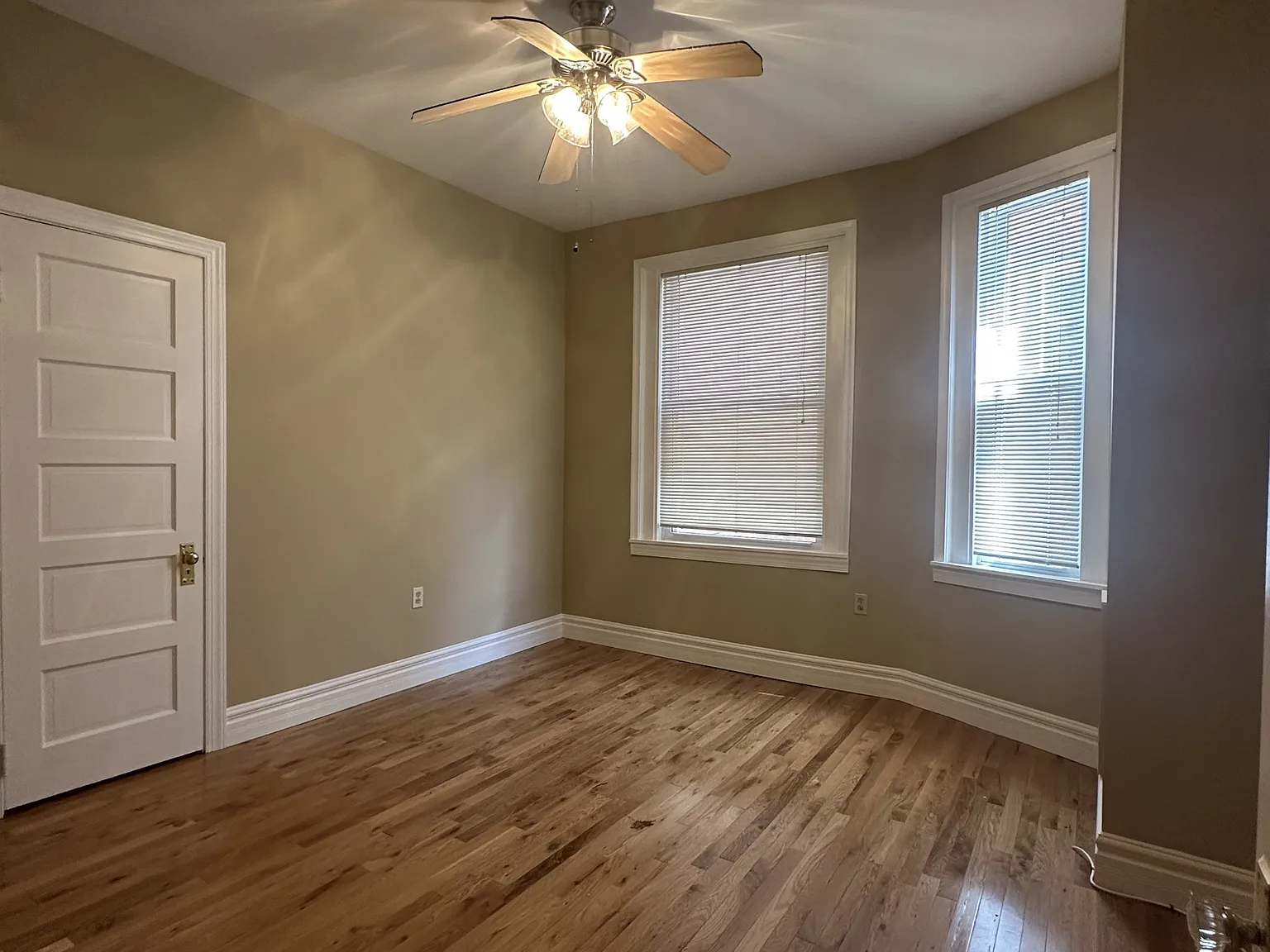 224 14th - 1 — Photo 2