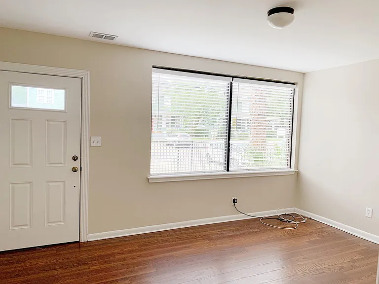 2137 Park St #1 — Photo 11