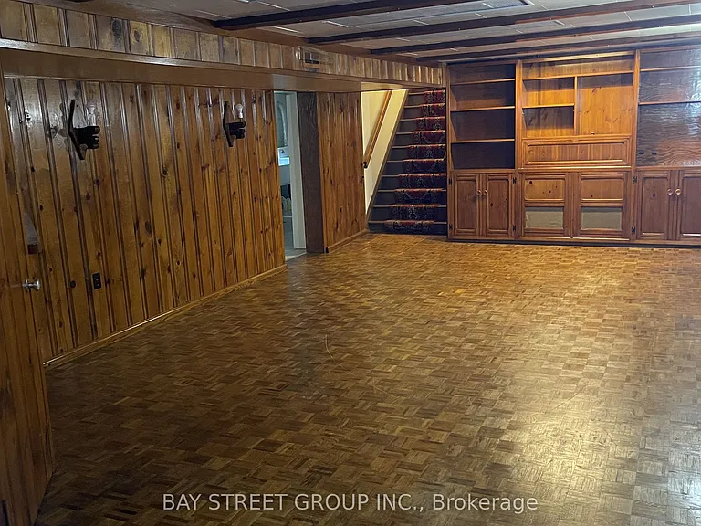 260 Moore Park Ave — Photo 16