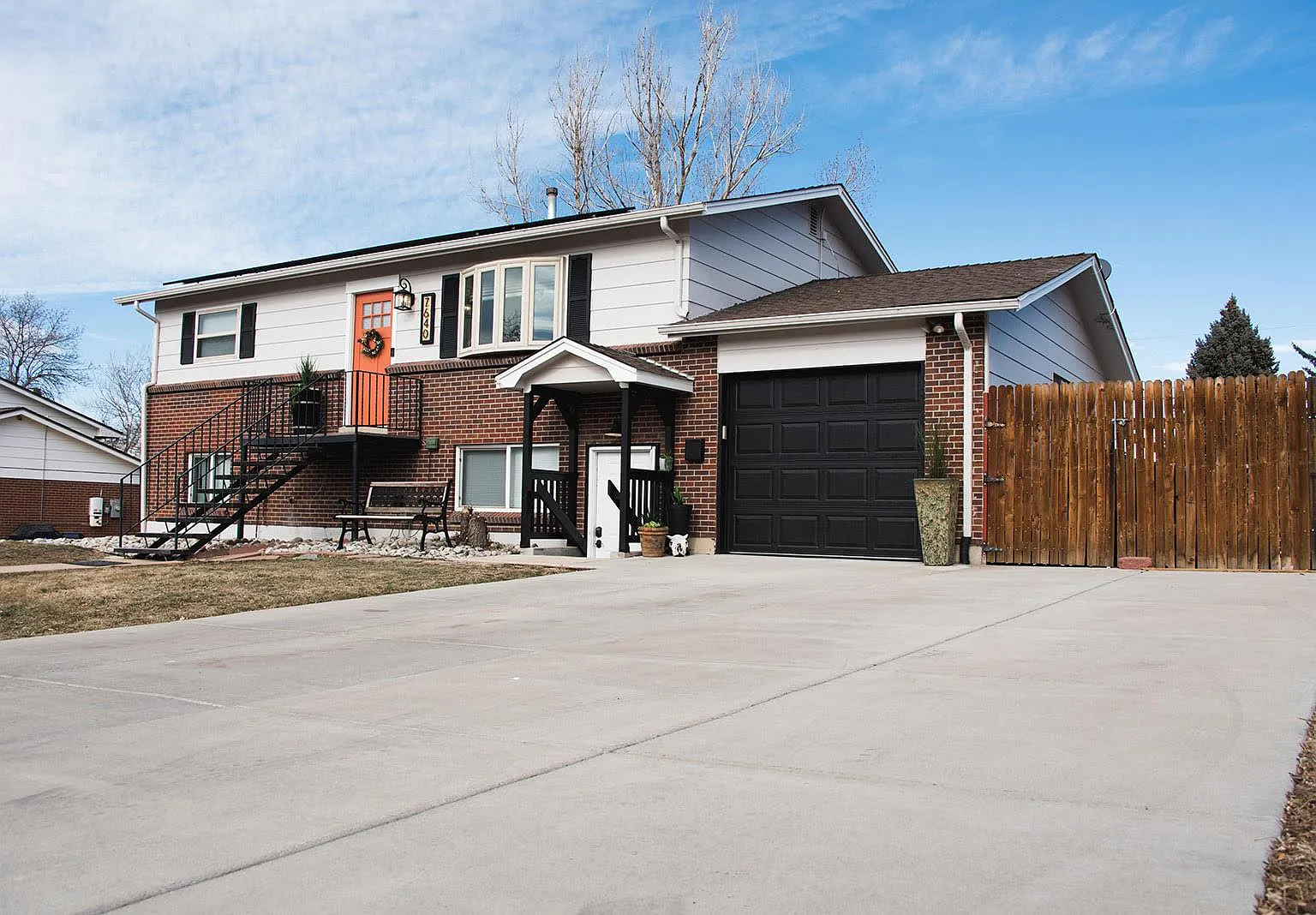 7640 S Kit Carson - Lower — Photo 2