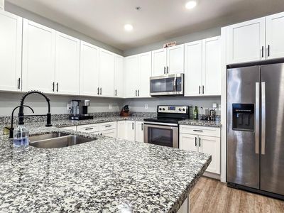 2821 S Skyline Dr UNIT 156, Mesa, AZ, 85212