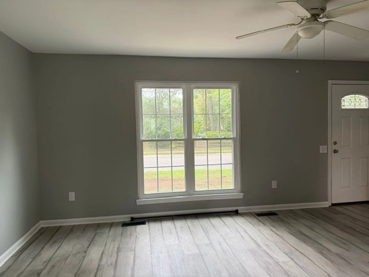 1038 Bannister Circle — Photo 2