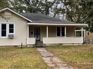 212 W Shaw Ave, Drew, MS 38737