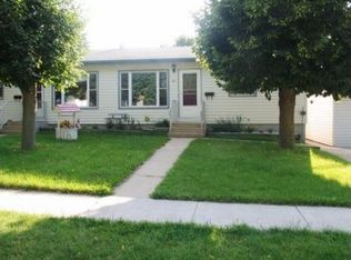 1014 S Grandview Ave, Sioux Falls, SD 57103