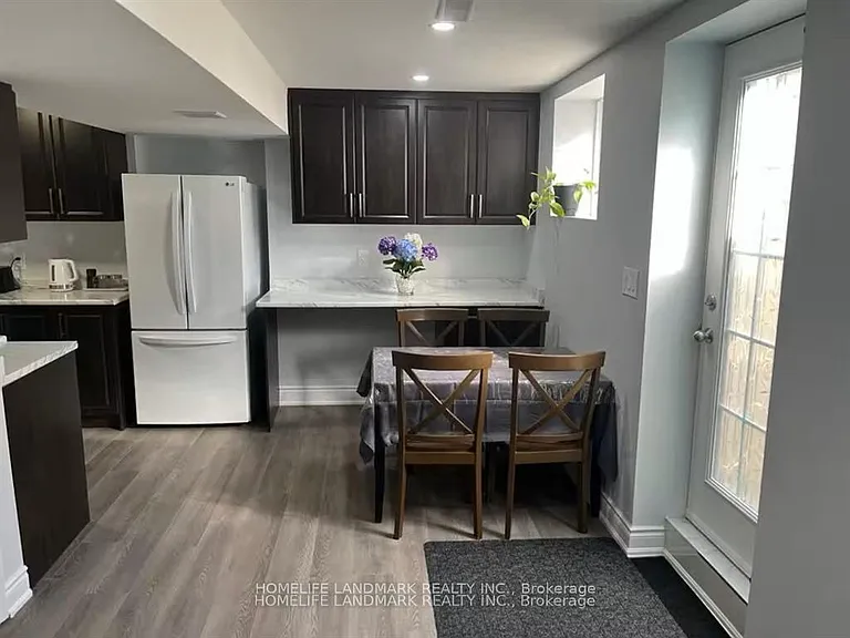 794 Biggar Hts E — Photo 4
