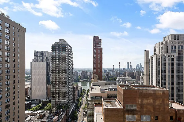 Rented by Compass | media 34