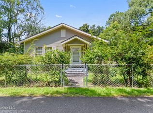 435 Webster St, Bay Saint Louis, MS 39520